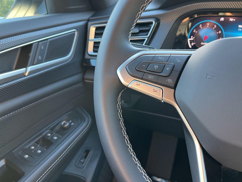 new 2026 Volkswagen Atlas Cross Sport car, priced at $51,738