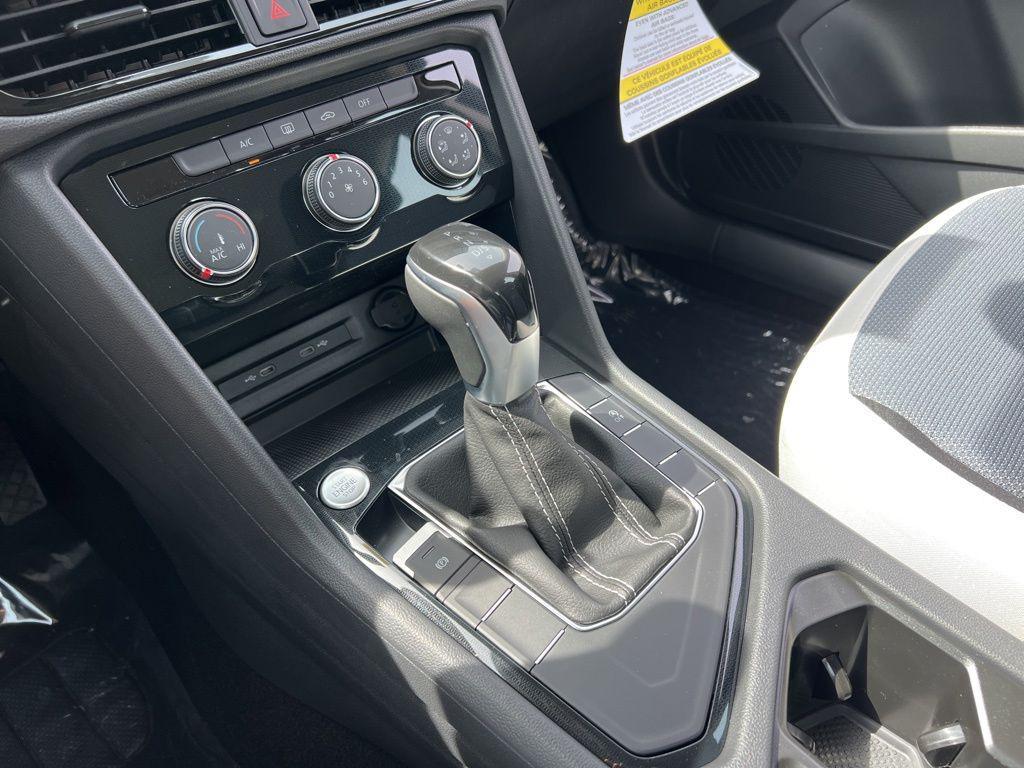 new 2026 Volkswagen Taos car, priced at $28,576