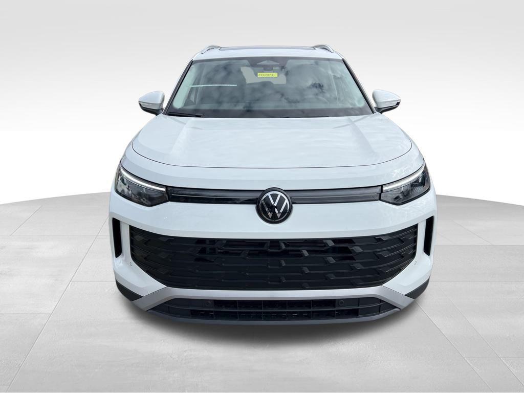 new 2026 Volkswagen Tiguan car, priced at $38,897