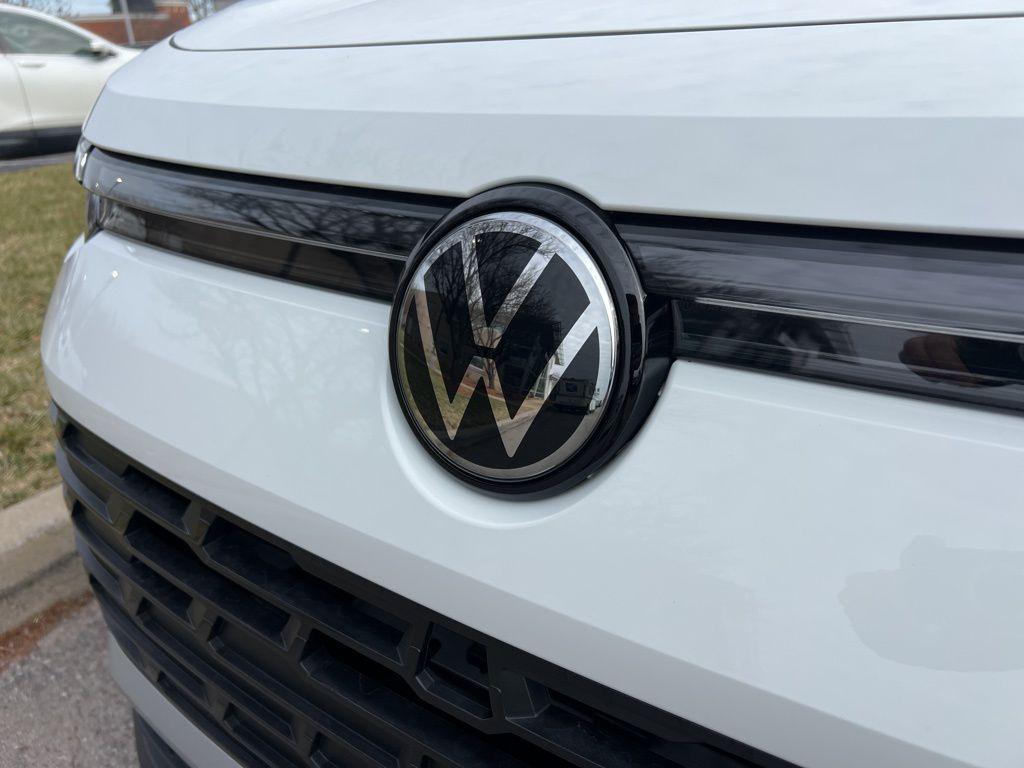 new 2026 Volkswagen Tiguan car, priced at $38,897