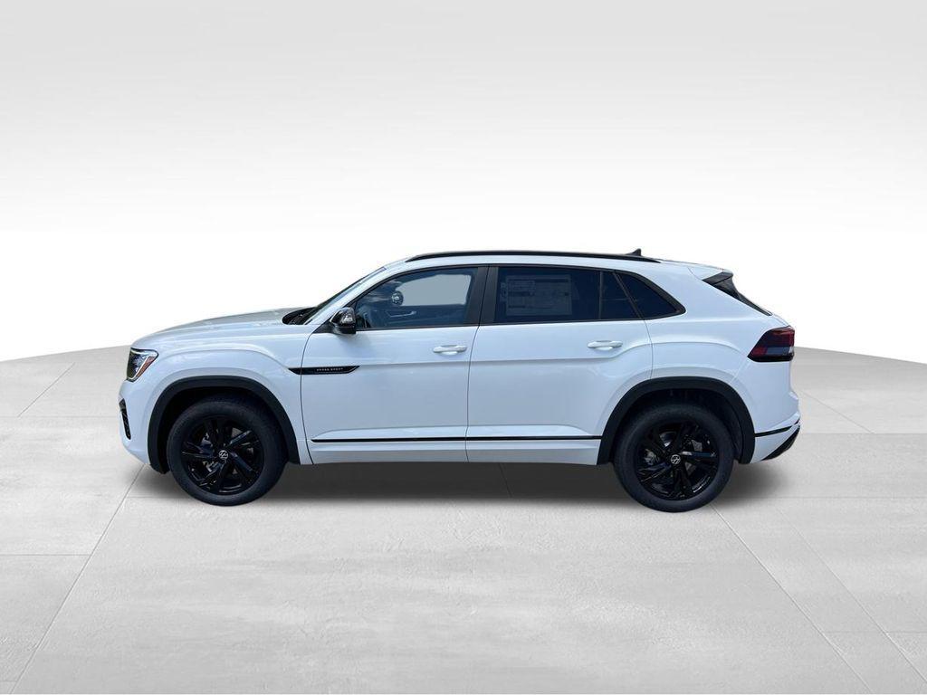 new 2026 Volkswagen Atlas Cross Sport car, priced at $53,322