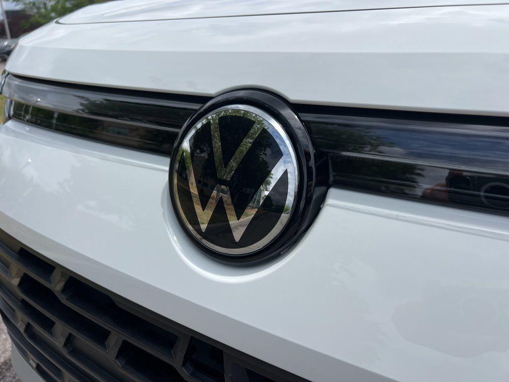 new 2026 Volkswagen Tiguan car, priced at $37,397