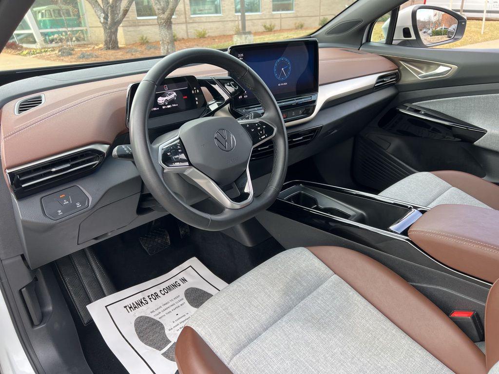 used 2023 Volkswagen ID.4 car, priced at $17,990