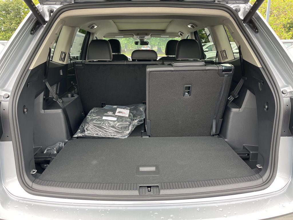 new 2026 Volkswagen Atlas car, priced at $57,110