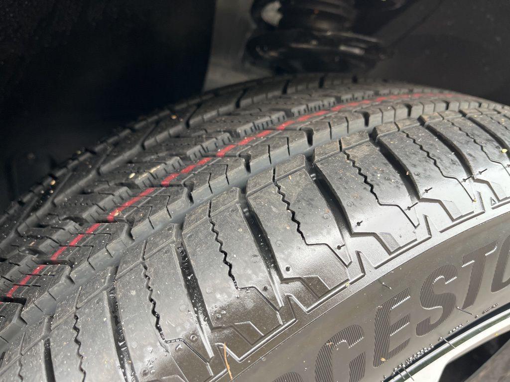 new 2026 Volkswagen Atlas car, priced at $57,110