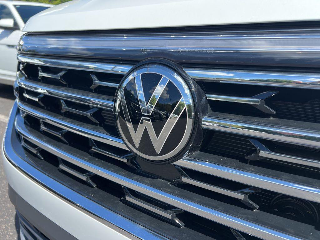 new 2026 Volkswagen Atlas car, priced at $53,392