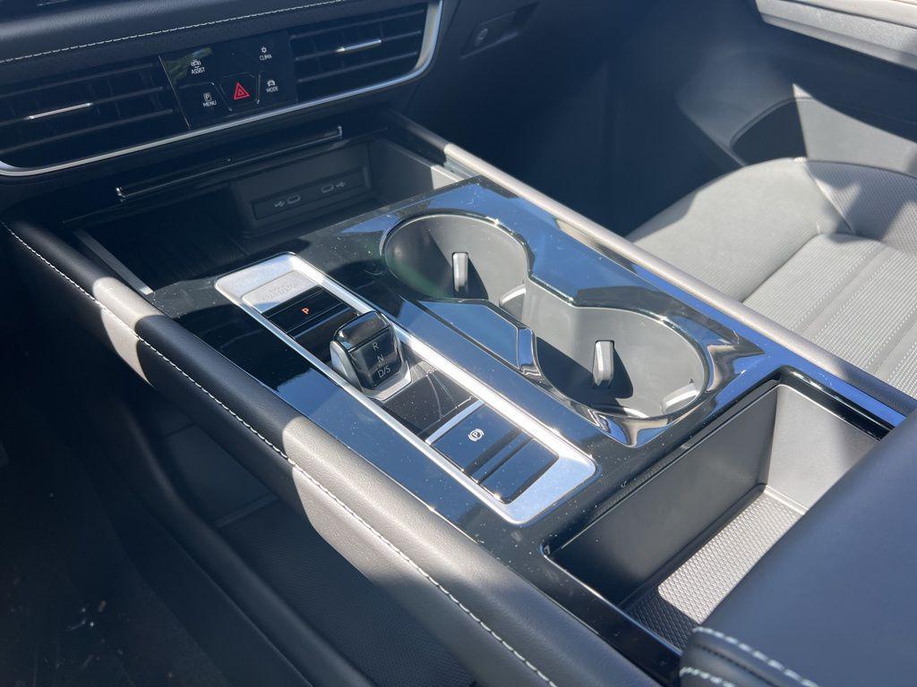 new 2026 Volkswagen Atlas car, priced at $53,392