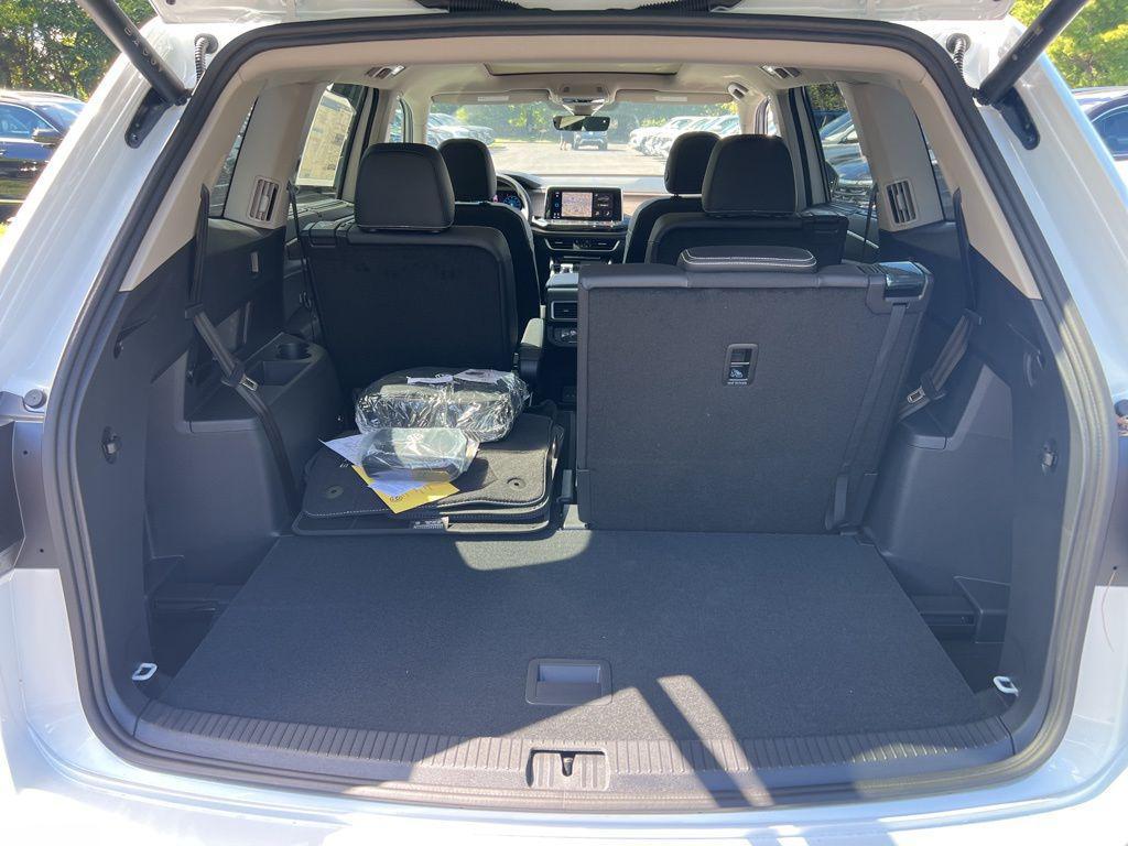 new 2026 Volkswagen Atlas car, priced at $53,392