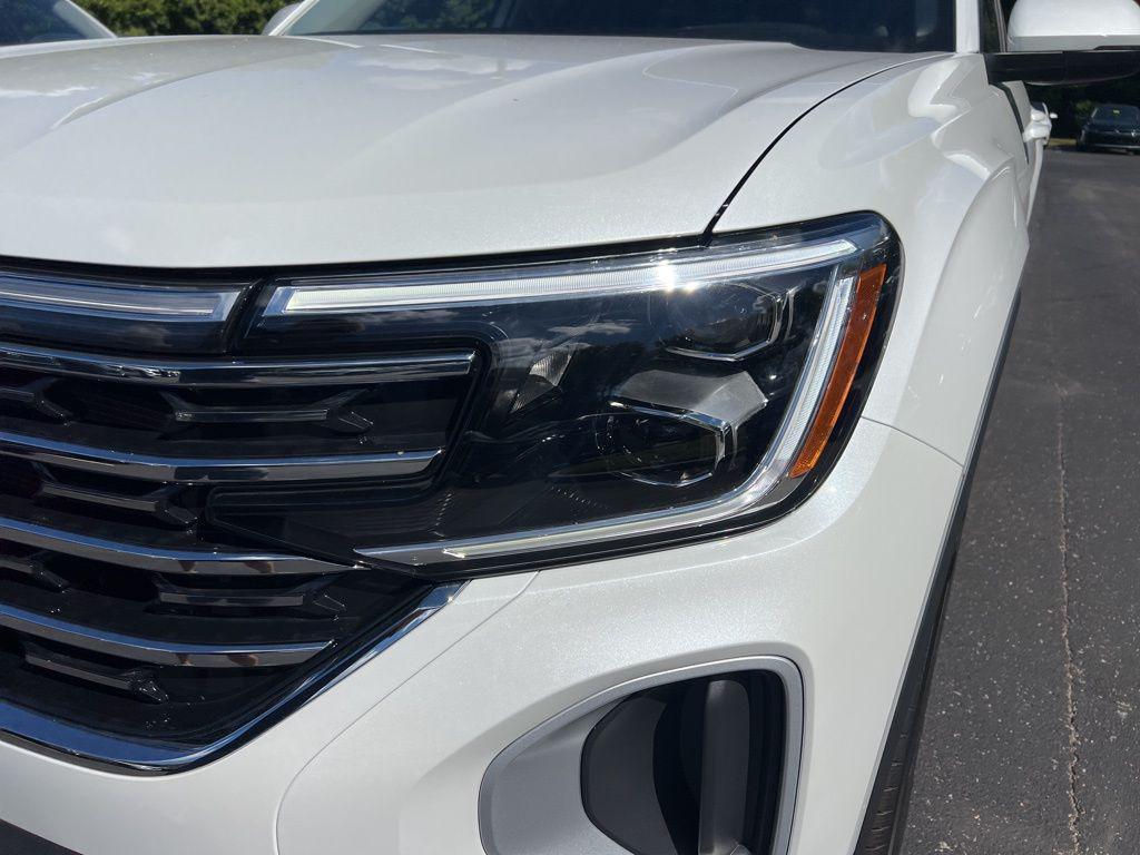 new 2026 Volkswagen Atlas car, priced at $53,392