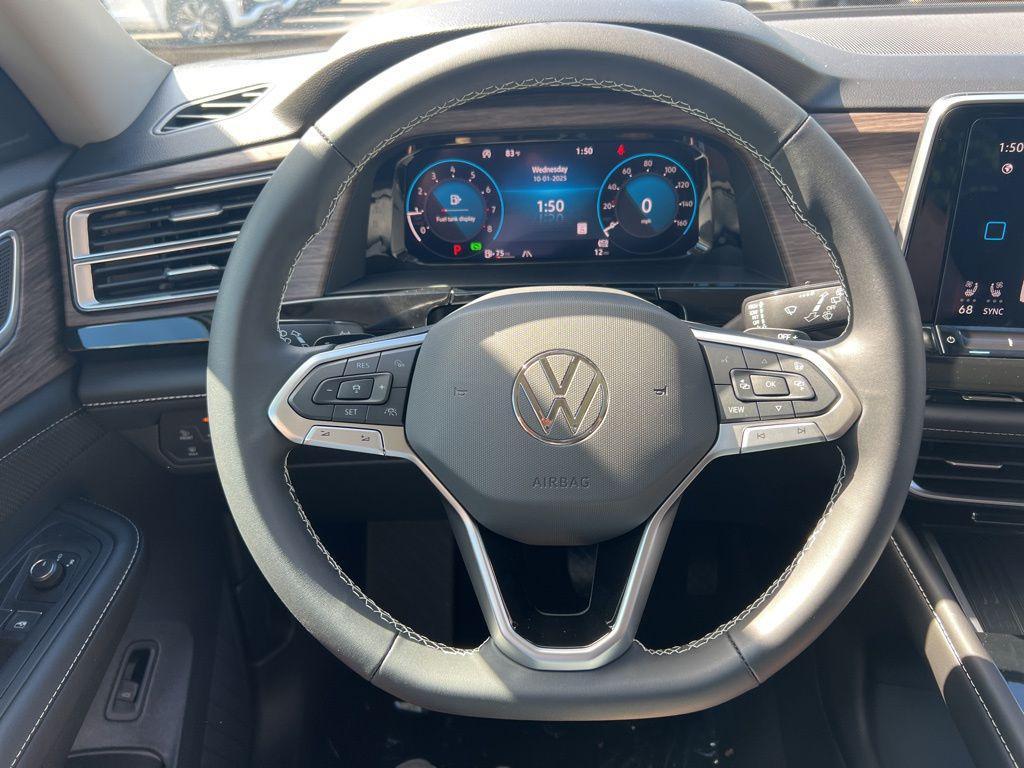 new 2026 Volkswagen Atlas car, priced at $53,392