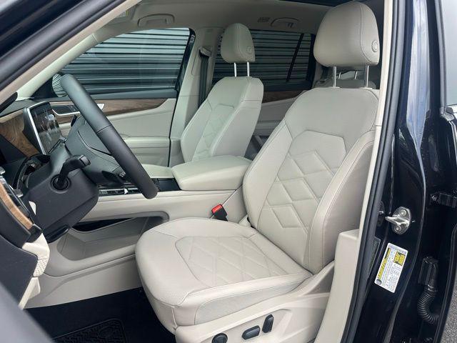 used 2025 Volkswagen Atlas car, priced at $35,900