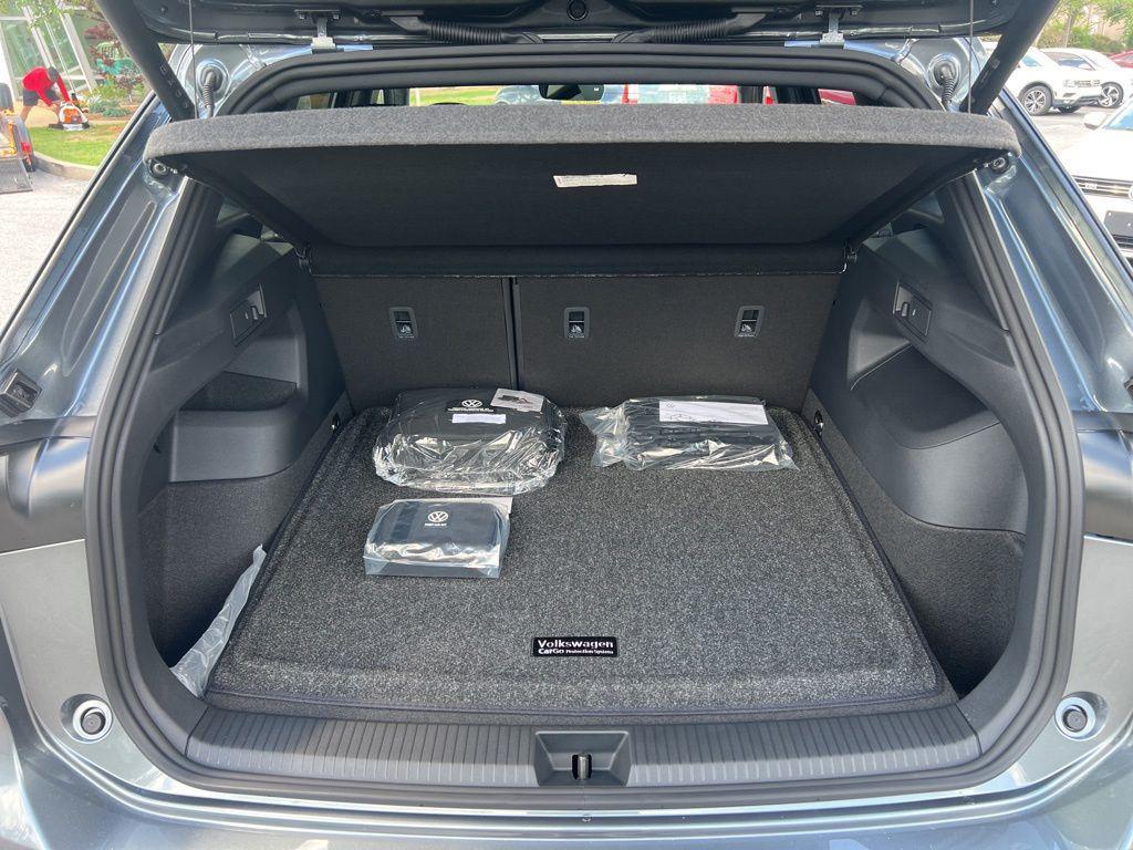 new 2026 Volkswagen Tiguan car, priced at $41,823