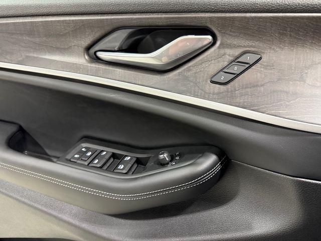 new 2025 Jeep Grand Cherokee car, priced at $45,275