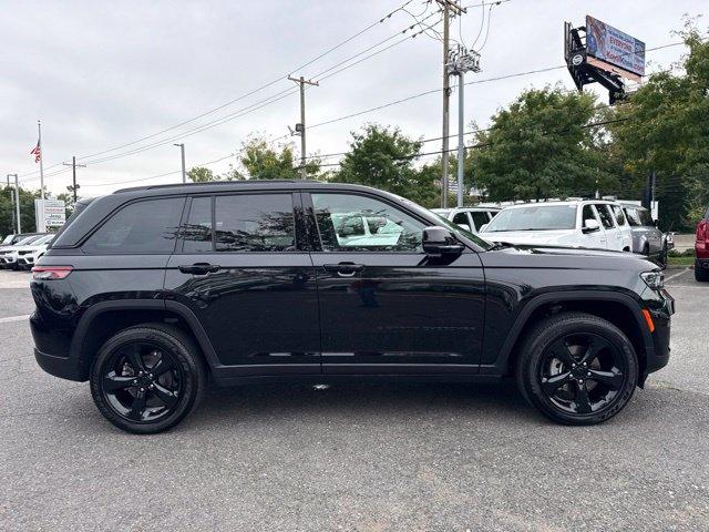 used 2023 Jeep Grand Cherokee car, priced at $31,944