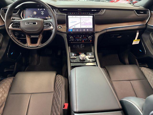new 2025 Jeep Grand Cherokee car, priced at $67,030