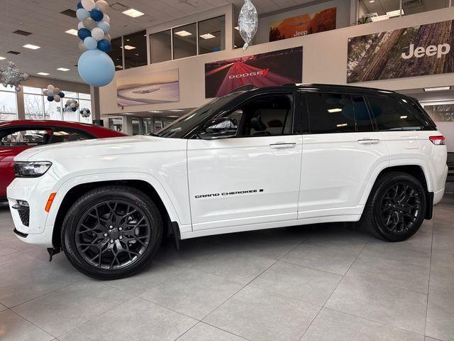 new 2025 Jeep Grand Cherokee car, priced at $67,030