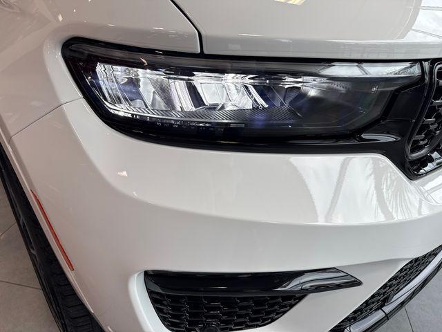 new 2025 Jeep Grand Cherokee car, priced at $67,030