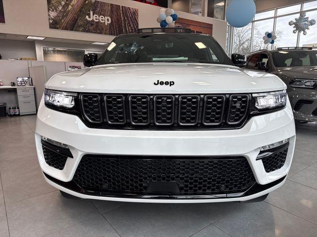 new 2025 Jeep Grand Cherokee car, priced at $67,030