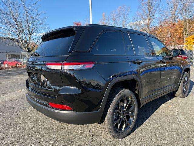 new 2025 Jeep Grand Cherokee car, priced at $47,985