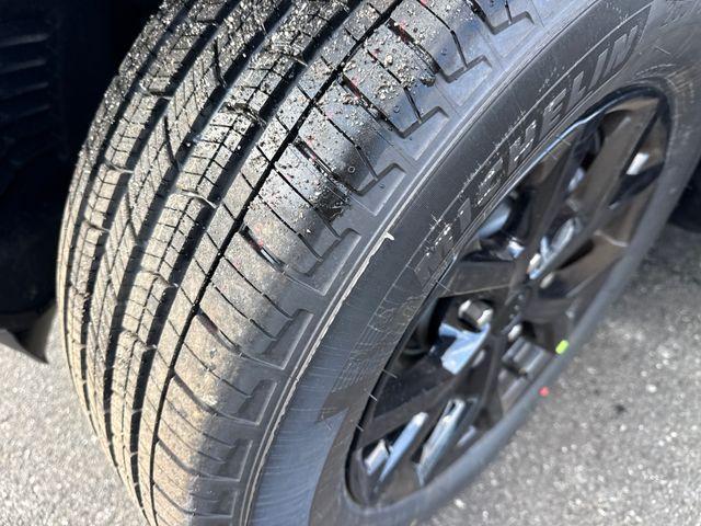 new 2026 Jeep Grand Cherokee car, priced at $44,726