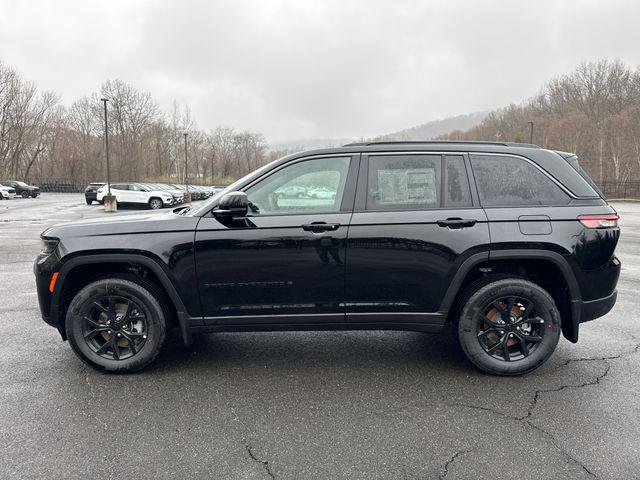 new 2026 Jeep Grand Cherokee car, priced at $46,470