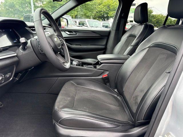 used 2023 Jeep Grand Cherokee car, priced at $28,244