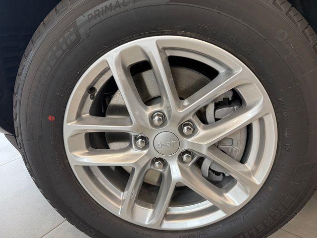 new 2025 Jeep Grand Cherokee L car, priced at $38,478