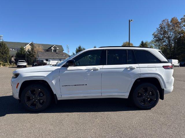 new 2027 Jeep Grand Cherokee car, priced at $53,745