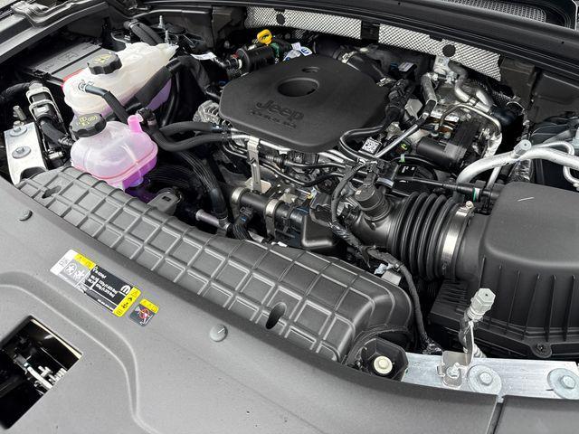 new 2026 Jeep Grand Cherokee car, priced at $46,970