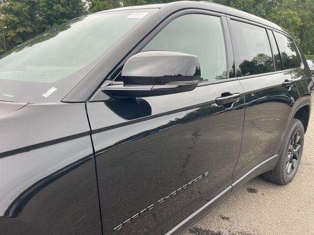 new 2025 Jeep Grand Cherokee L car, priced at $42,730