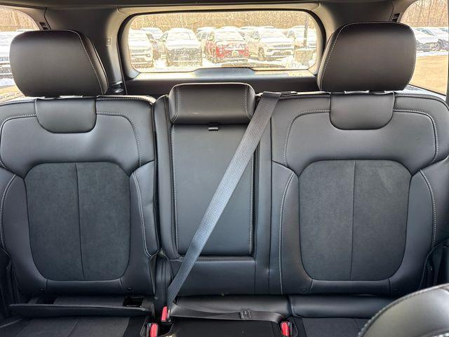 new 2026 Jeep Grand Cherokee car, priced at $48,750