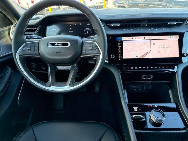 new 2026 Jeep Grand Cherokee car, priced at $48,235