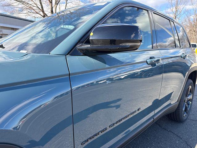 new 2026 Jeep Grand Cherokee car, priced at $48,235