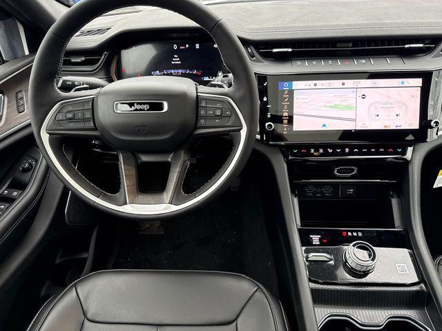 new 2026 Jeep Grand Cherokee car, priced at $45,442
