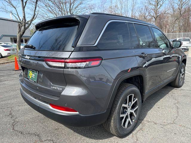 new 2026 Jeep Grand Cherokee car, priced at $45,442