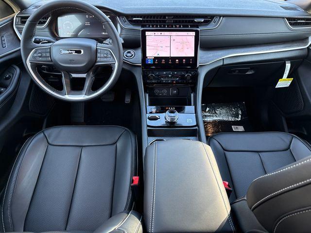 new 2025 Jeep Grand Cherokee car, priced at $50,815