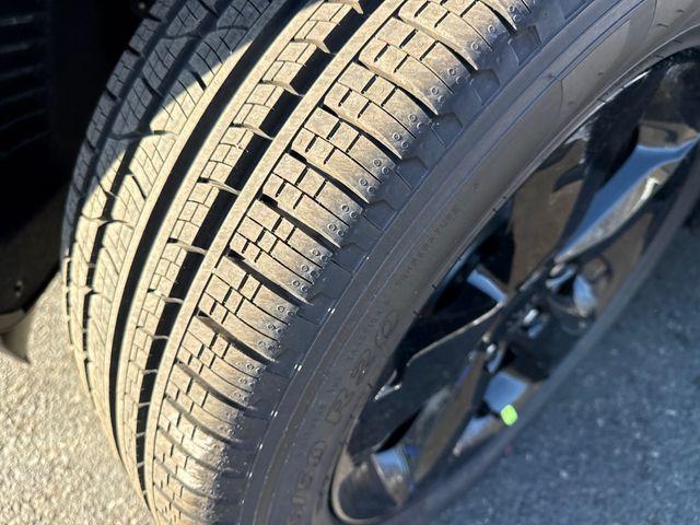 new 2025 Jeep Grand Cherokee car, priced at $50,815