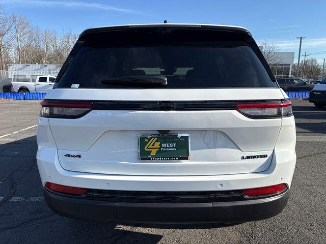 new 2025 Jeep Grand Cherokee car, priced at $50,815