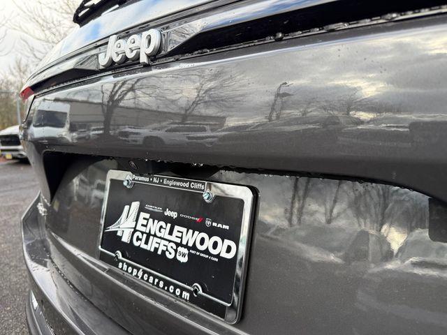 new 2025 Jeep Grand Cherokee car