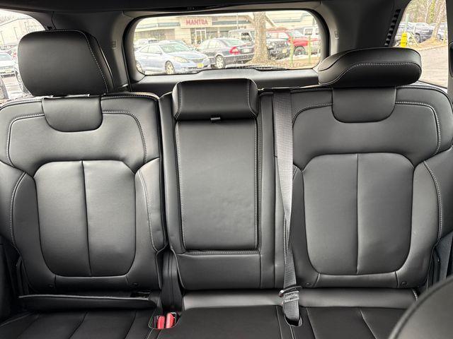 new 2026 Jeep Grand Cherokee car, priced at $51,000