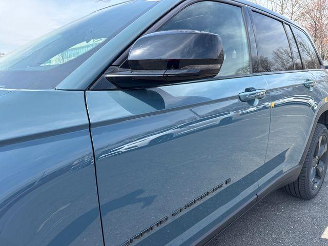 new 2026 Jeep Grand Cherokee car, priced at $48,010