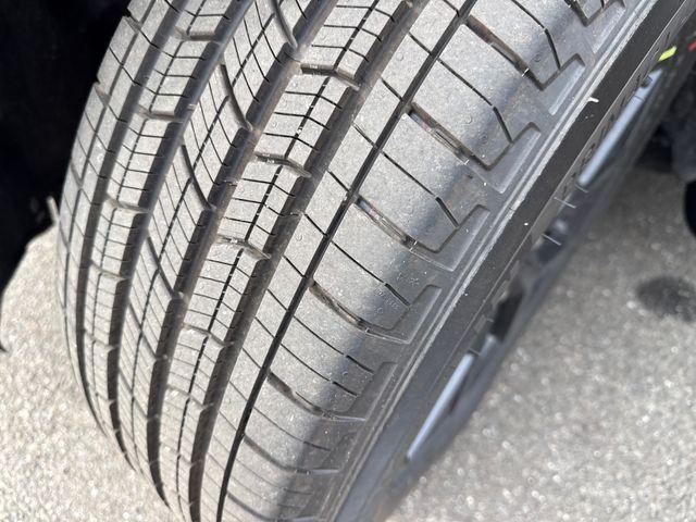 new 2026 Jeep Grand Cherokee car, priced at $47,970