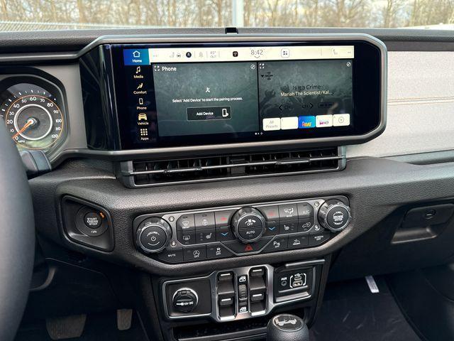 new 2026 Jeep Wrangler car, priced at $51,275