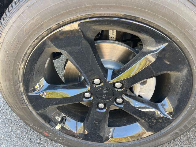 new 2025 Jeep Grand Cherokee car, priced at $42,550