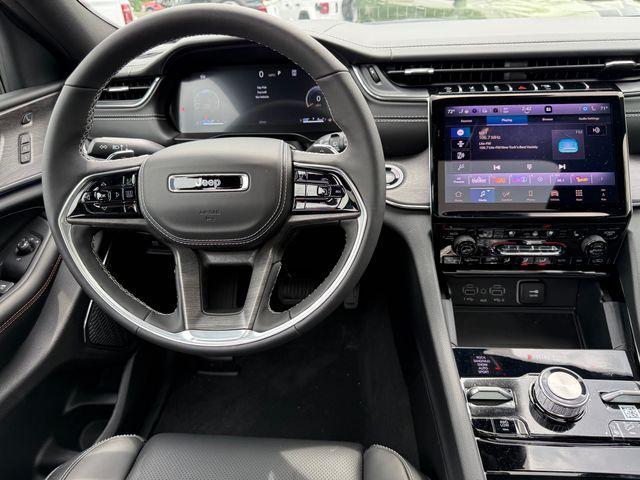 new 2025 Jeep Grand Cherokee car, priced at $58,483