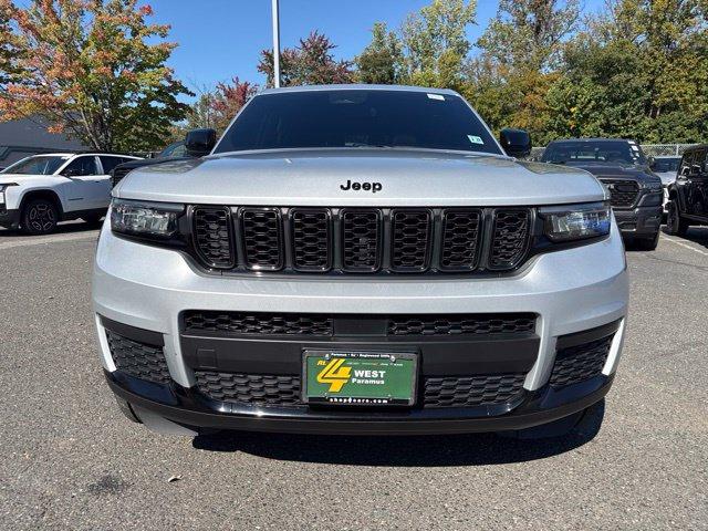 used 2024 Jeep Grand Cherokee L car, priced at $30,944