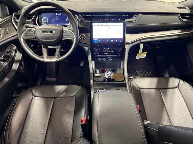 new 2025 Jeep Grand Cherokee car, priced at $53,678