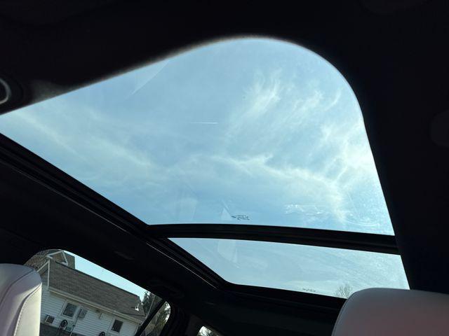 new 2026 Jeep Cherokee car, priced at $44,085