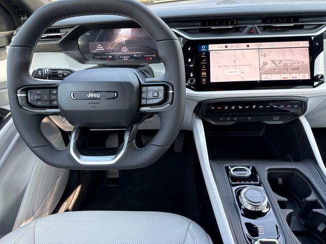 new 2026 Jeep Cherokee car, priced at $44,085