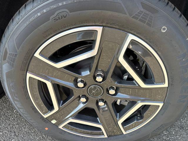 new 2026 Jeep Cherokee car, priced at $44,085